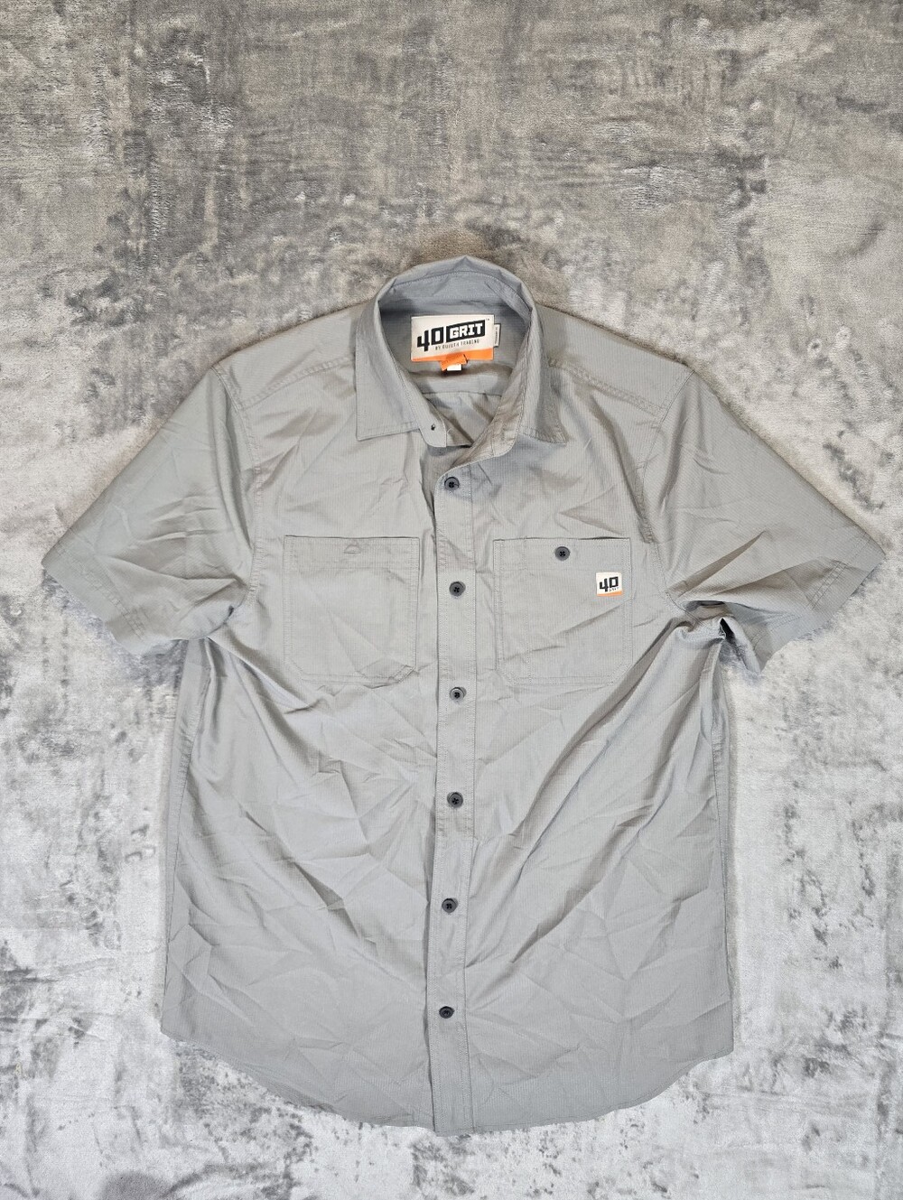Duluth Trading 40 Grit Work Shirt Size Medium NWOT Gray